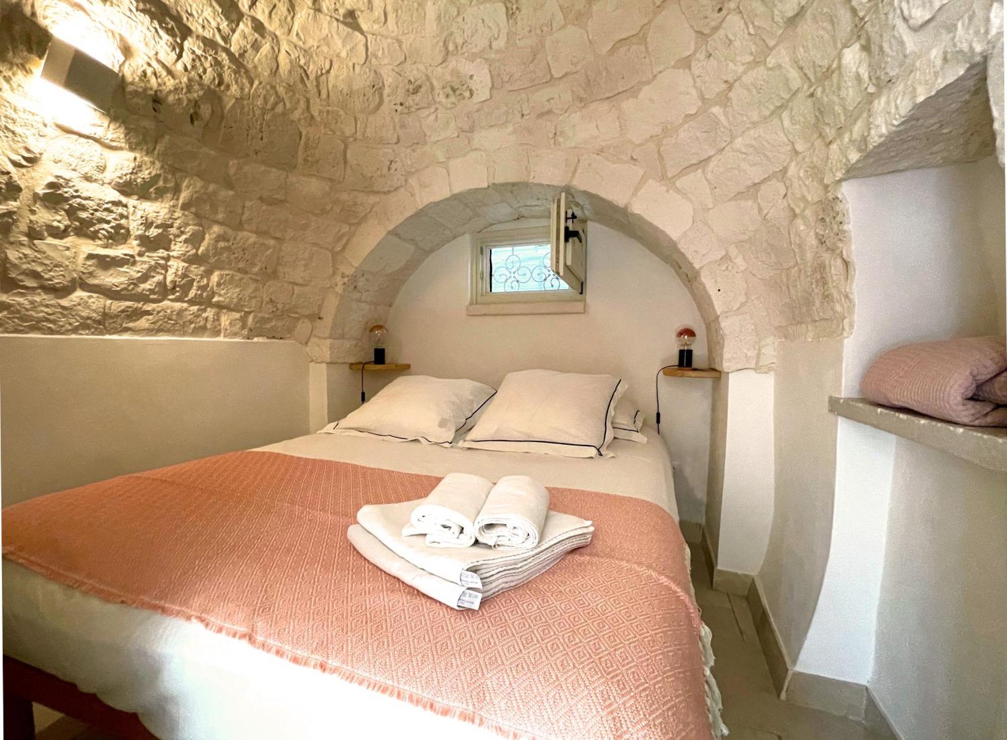 Trullo Panna Fragola - Exclusive Four Bedroom Villa & Private Pool Мартина-Франка Экстерьер фото