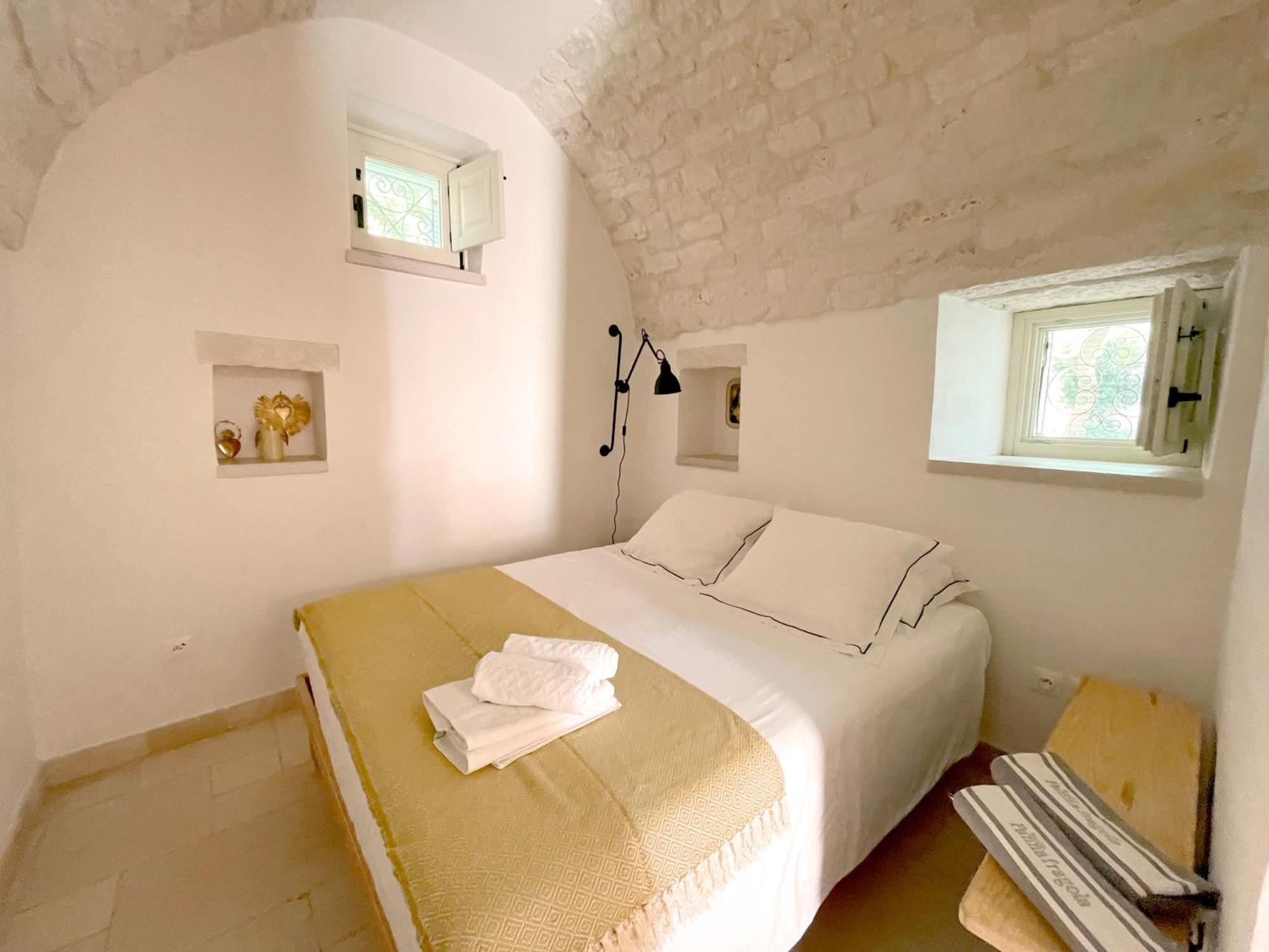 Trullo Panna Fragola - Exclusive Four Bedroom Villa & Private Pool Мартина-Франка Экстерьер фото